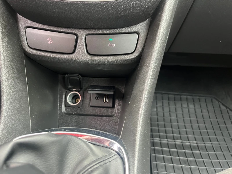 Opel Mokka 1.6 ГАЗ, снимка 12 - Автомобили и джипове - 52045796