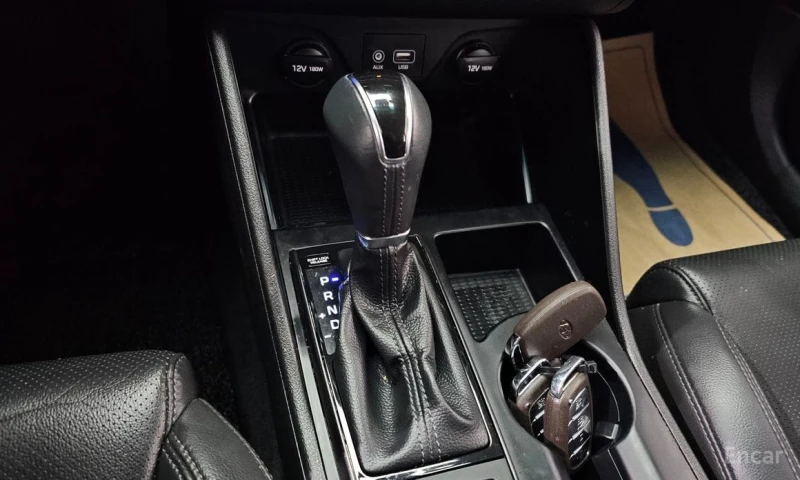 Hyundai Tucson, снимка 9 - Автомобили и джипове - 53439765