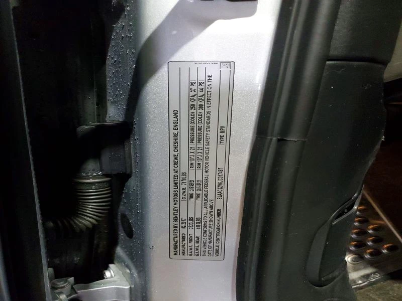 Bentley Bentayga 6.0L 12 All wheel drive - изображение 8