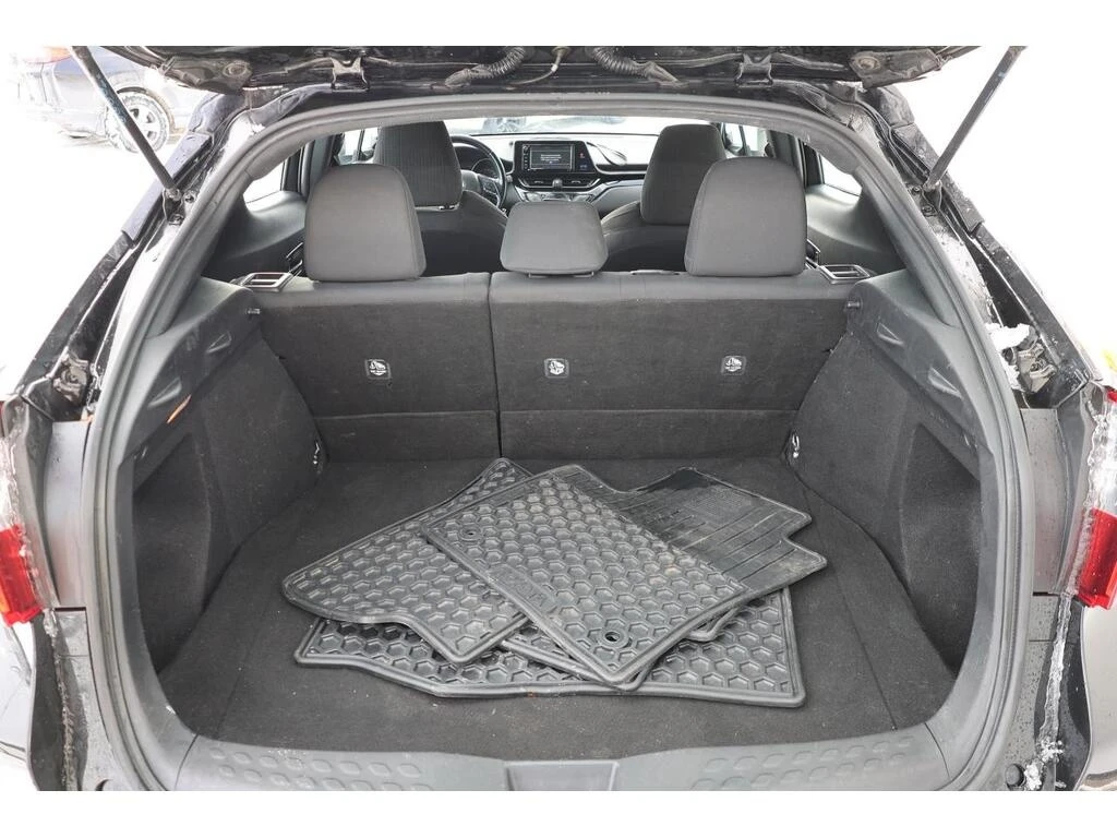 Toyota C-HR * XLE CAMERA| HEATED SEAT| BLUETOOTH| ALLOYS * CAR | Mobile.bg � ����������� 16