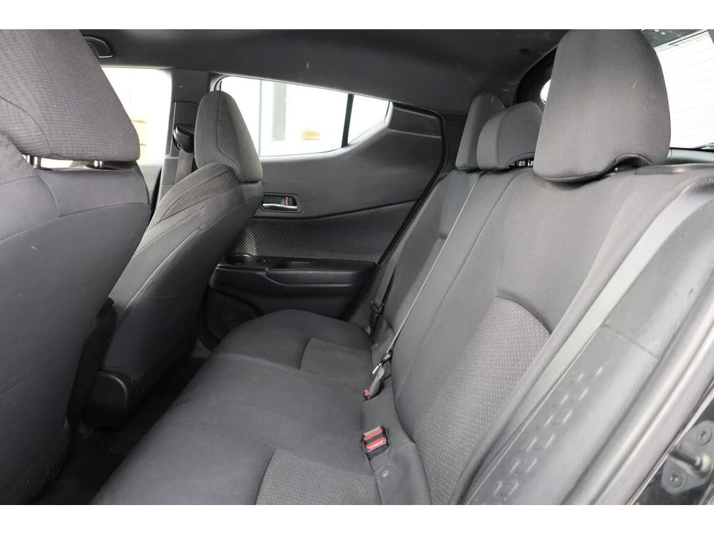 Toyota C-HR * XLE CAMERA| HEATED SEAT| BLUETOOTH| ALLOYS * CAR - изображение 10