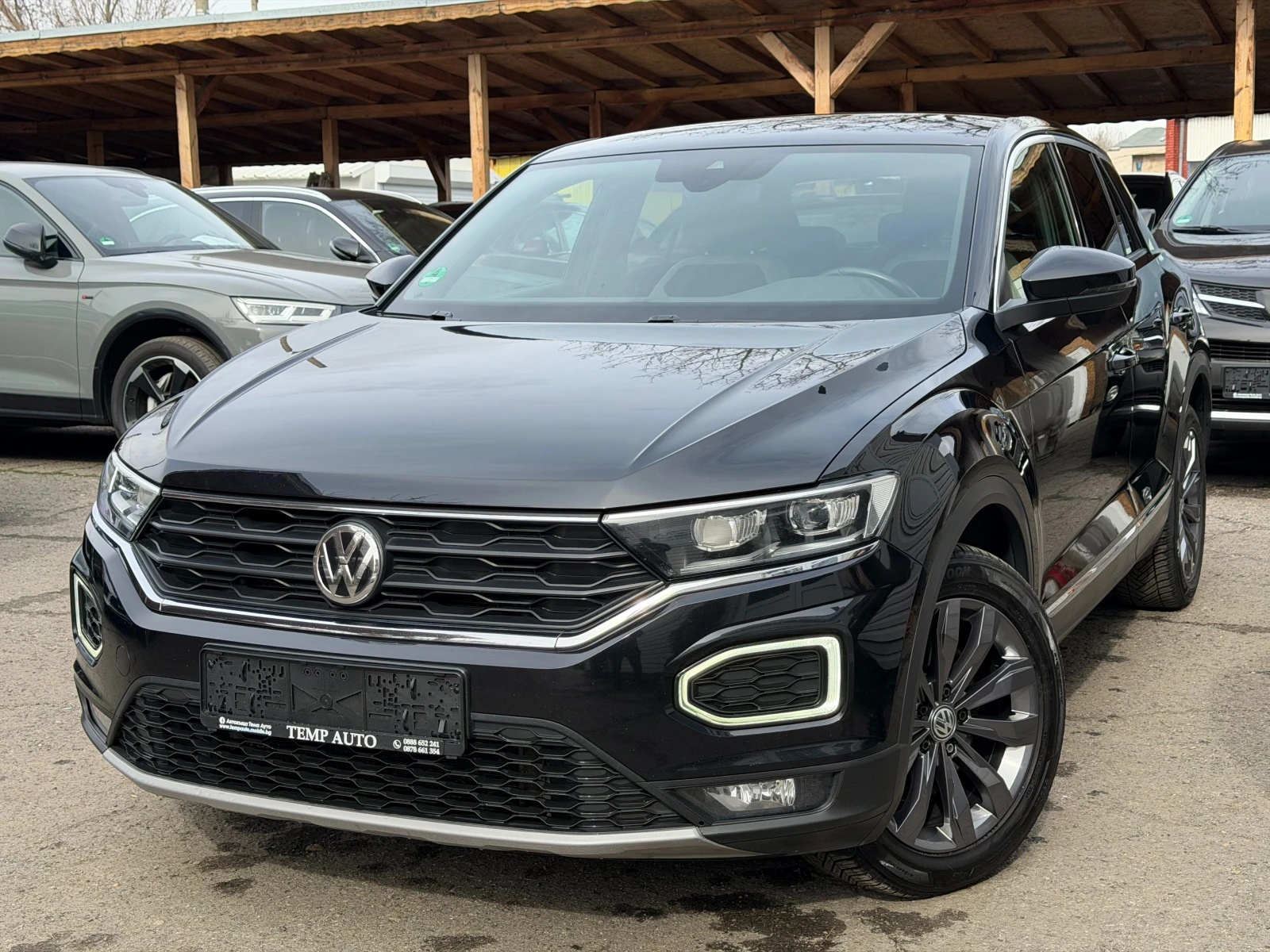 VW T-Roc 2.0TDI* 4x4* 150кс* СЕРВИЗНА КНИЖКА С ПЪЛНА ИС-Я В