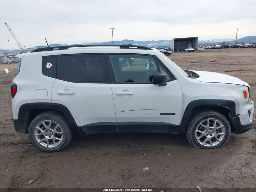 Jeep Renegade 1.3l Sport 4X4, снимка 13 - Автомобили и джипове - 54181931