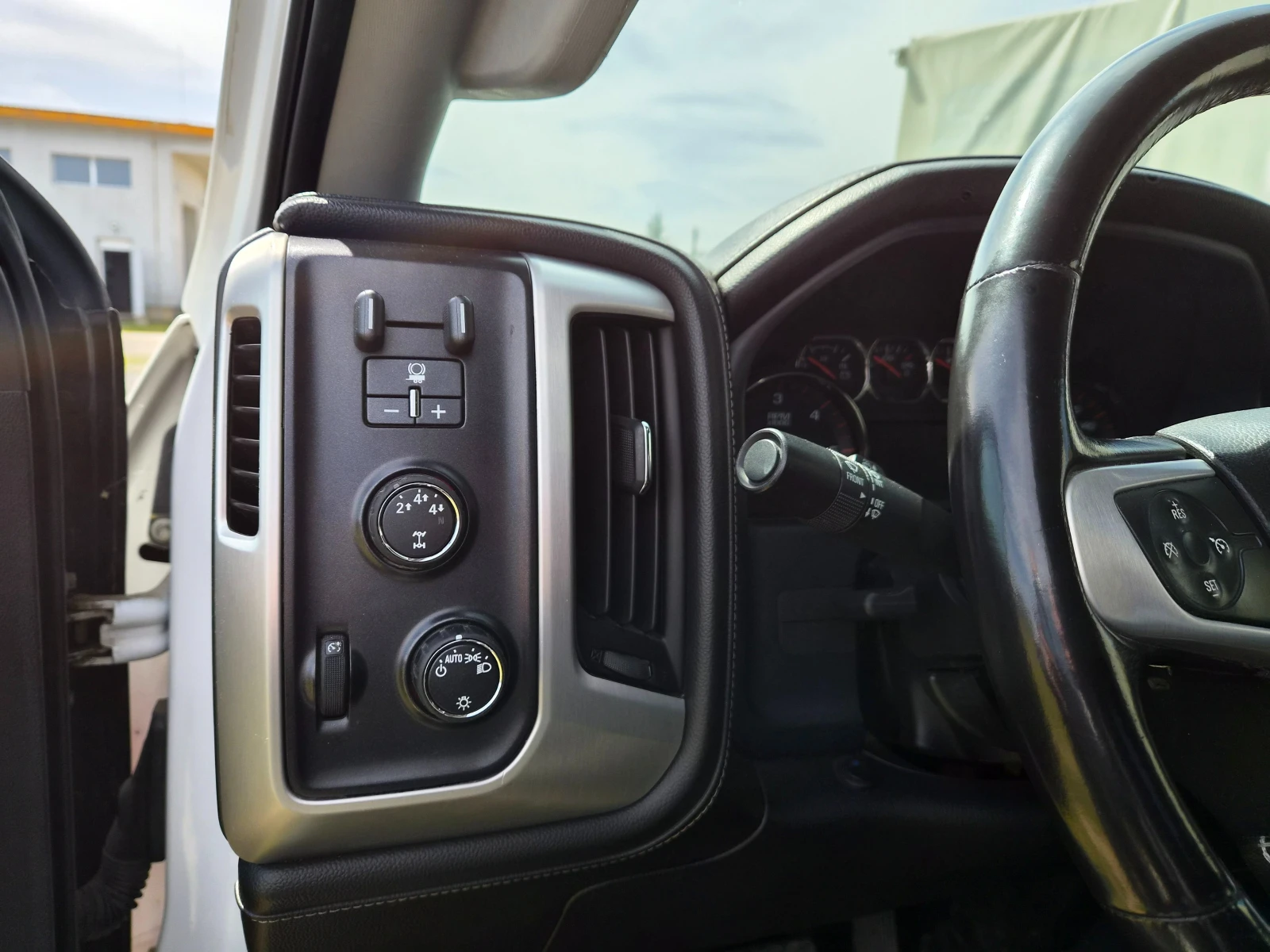 Gmc Sierra 2500, снимка 16 - Автомобили и джипове - 54220047