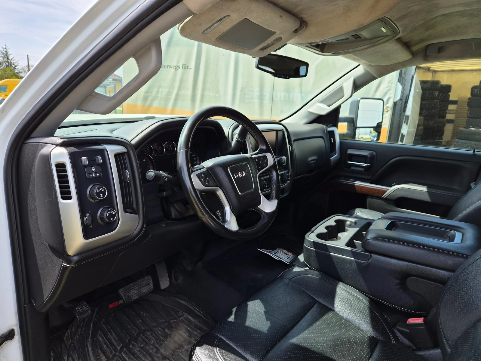 Gmc Sierra 2500, снимка 8 - Автомобили и джипове - 54220047