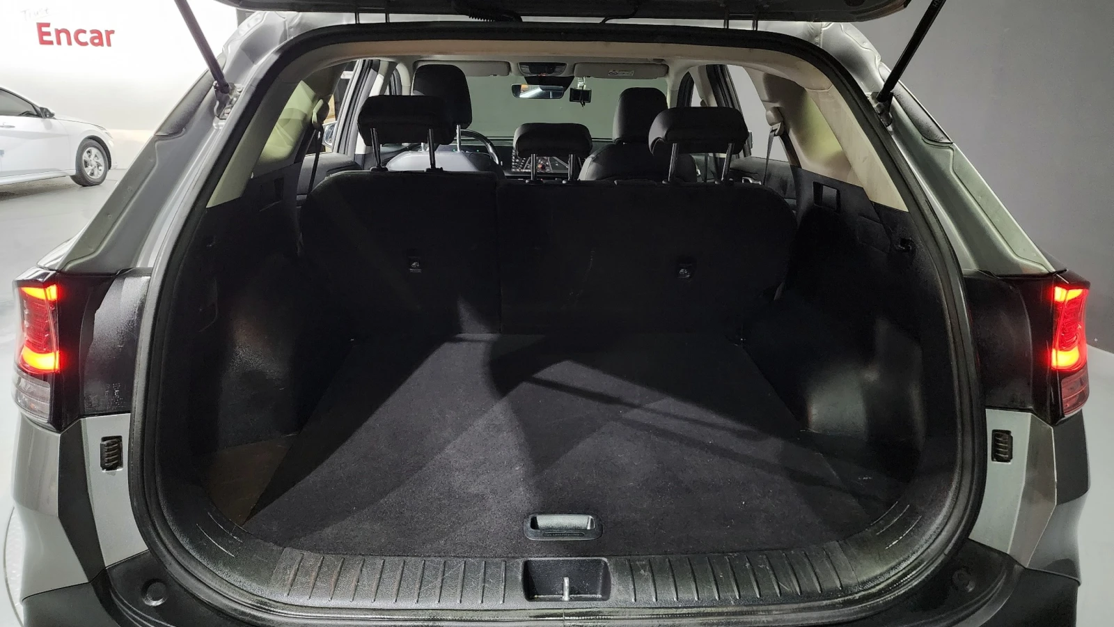 Kia Sportage 5th Generation Hybrid| Accident Free, снимка 16 - Автомобили и джипове - 54644064
