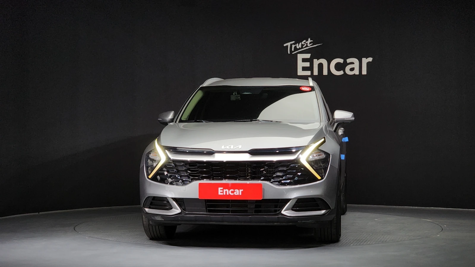 Kia Sportage 5th Generation Hybrid| Accident Free, снимка 3 - Автомобили и джипове - 54644064