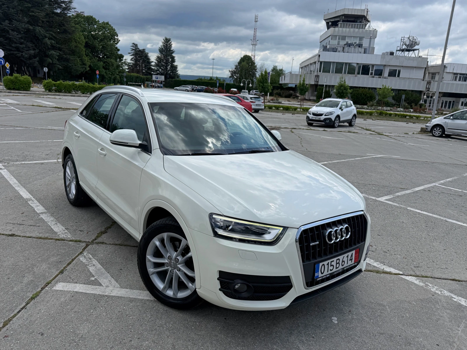 Audi Q3 2.0///177к.с///QUATTRO////LED///XENON///, снимка 2 - Автомобили и джипове - 54653277