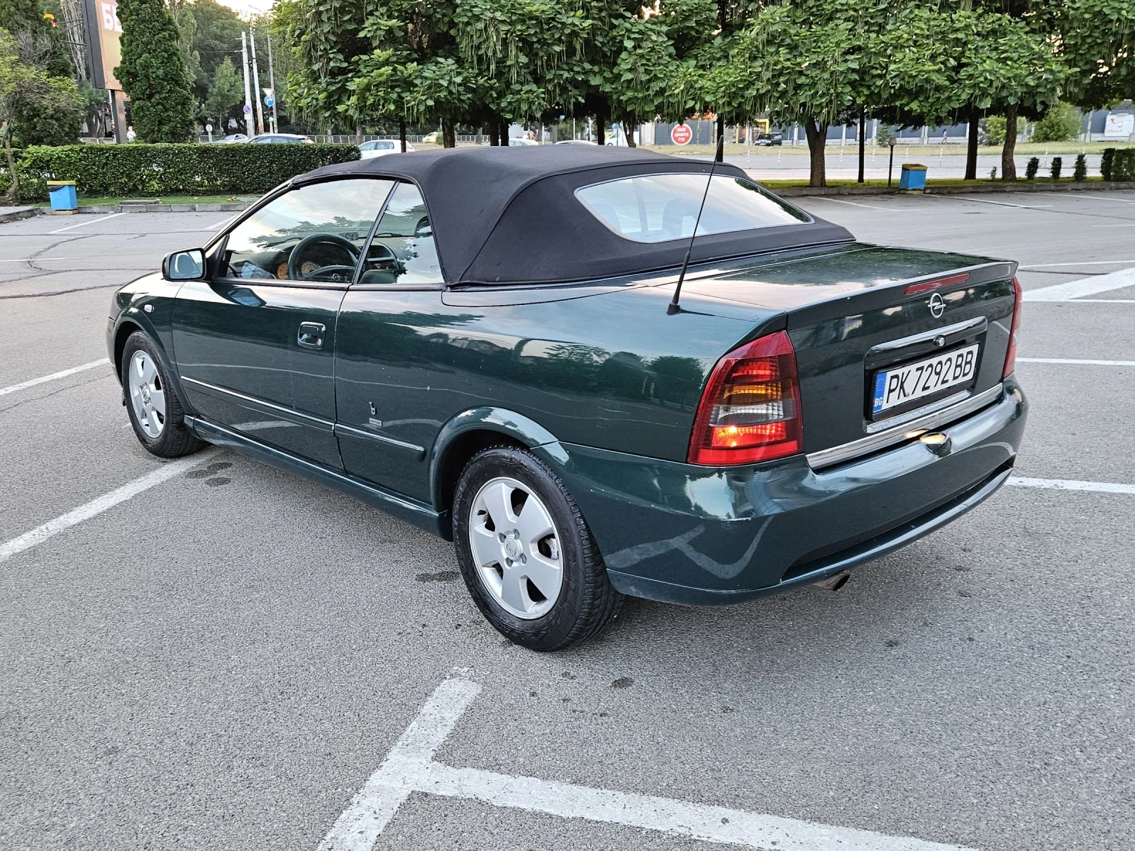 Opel Astra, снимка 14 - Автомобили и джипове - 55436607