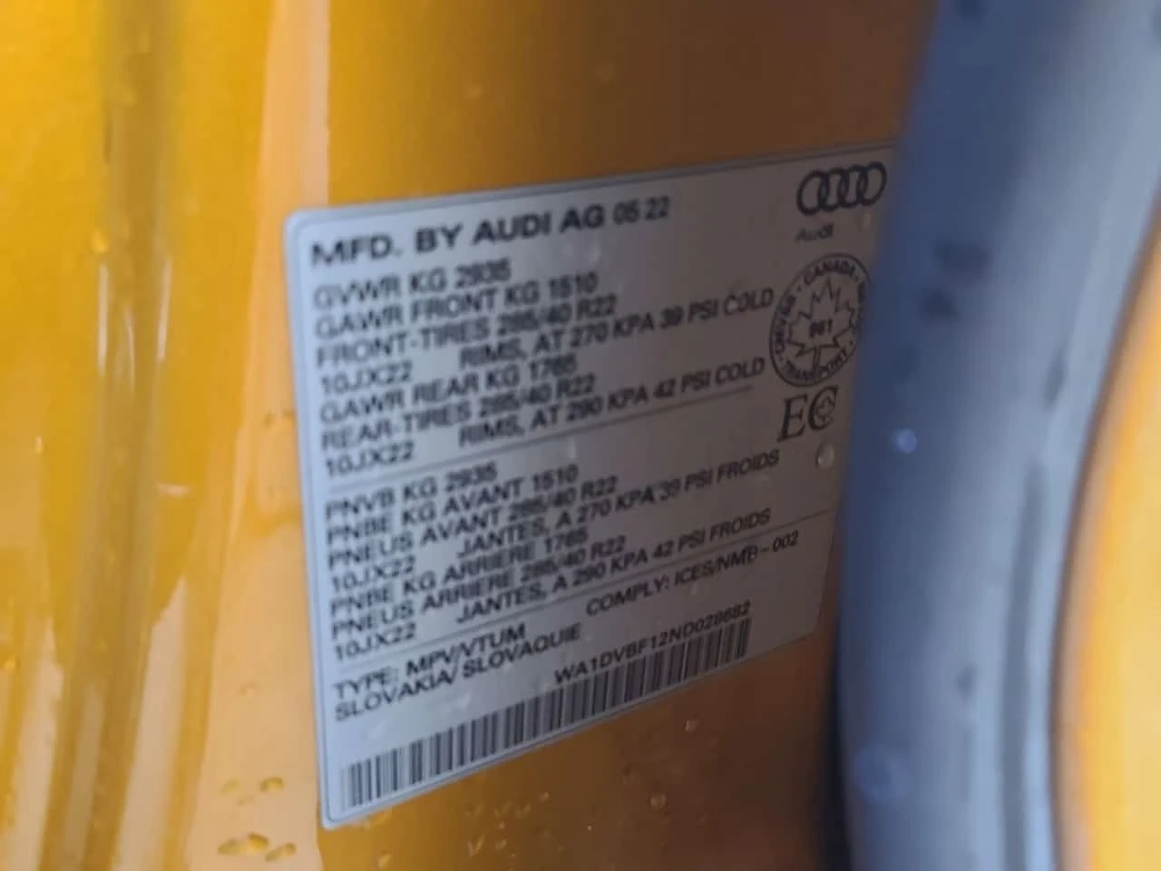 Audi Q8 * 55 Tfsi Quattro Progressiv * CARFAX * , снимка 16 - Автомобили и джипове - 56682778