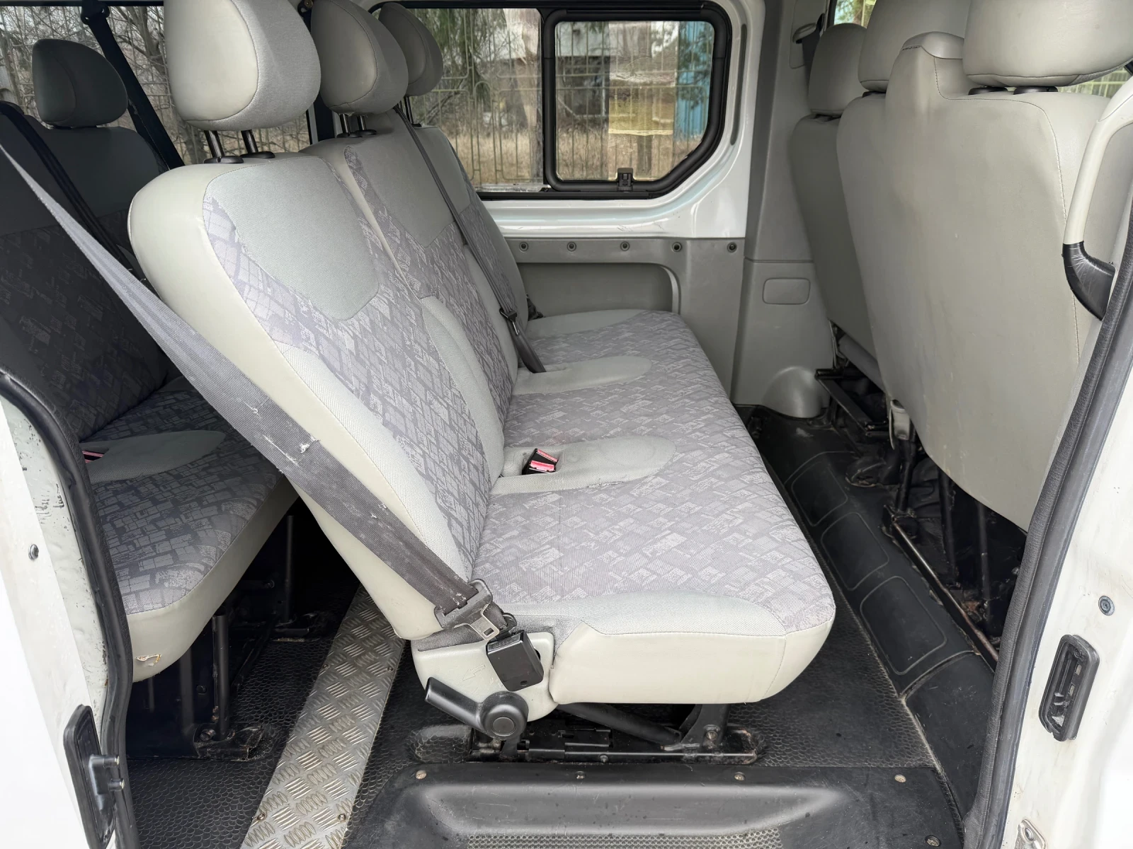 Renault Trafic 1.9DCI, снимка 12 - Бусове и автобуси - 54247227
