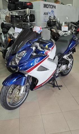     Honda Vfr 800 V-TEC !  !
