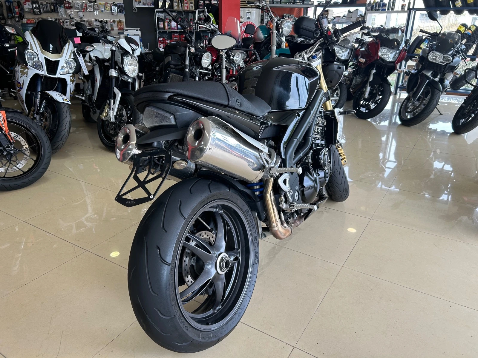 Triumph Speed Triple 1050 - изображение 4