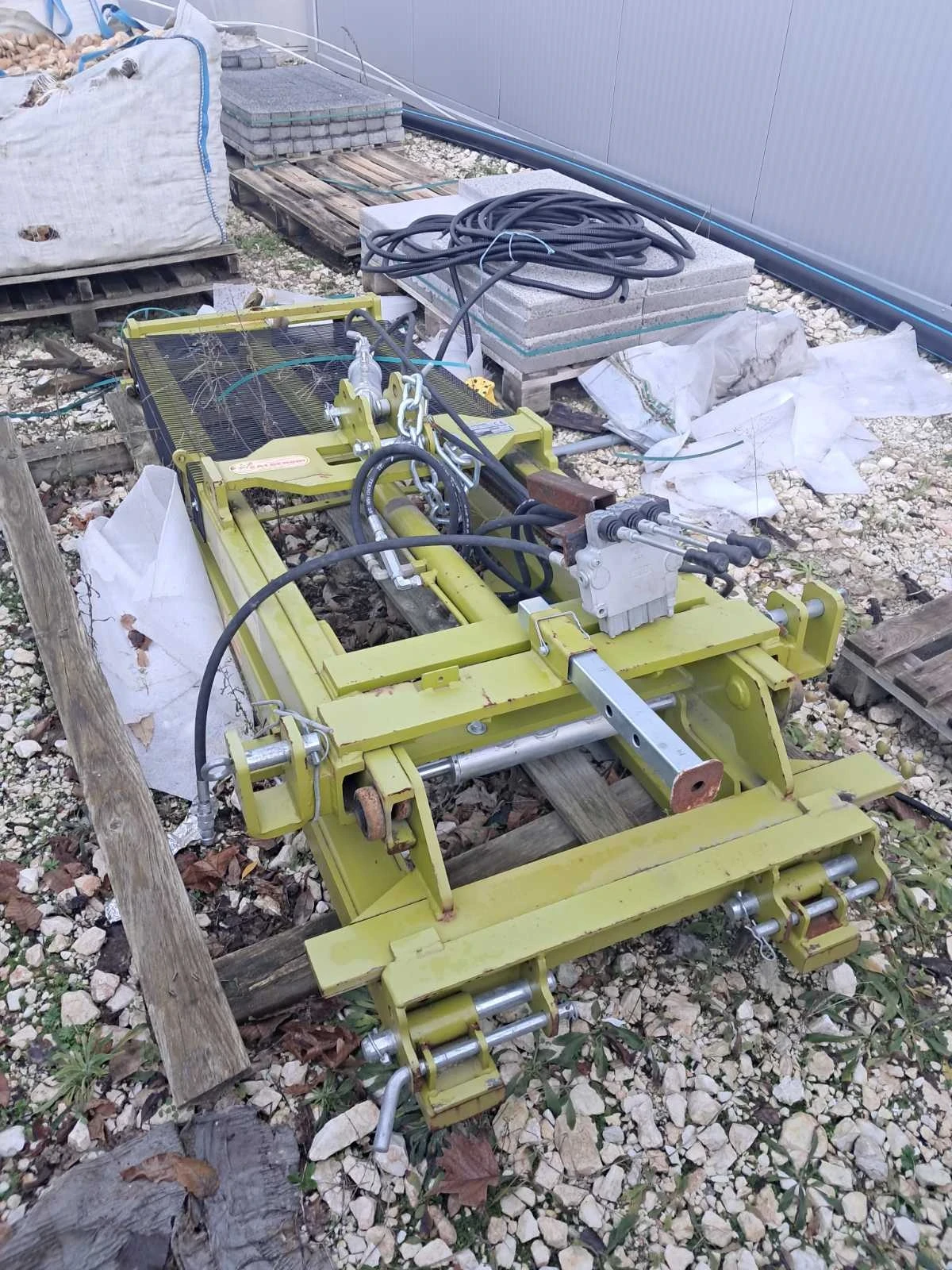 ������������ ������� CHP15/320-3� | Mobile.bg � ����������� 1