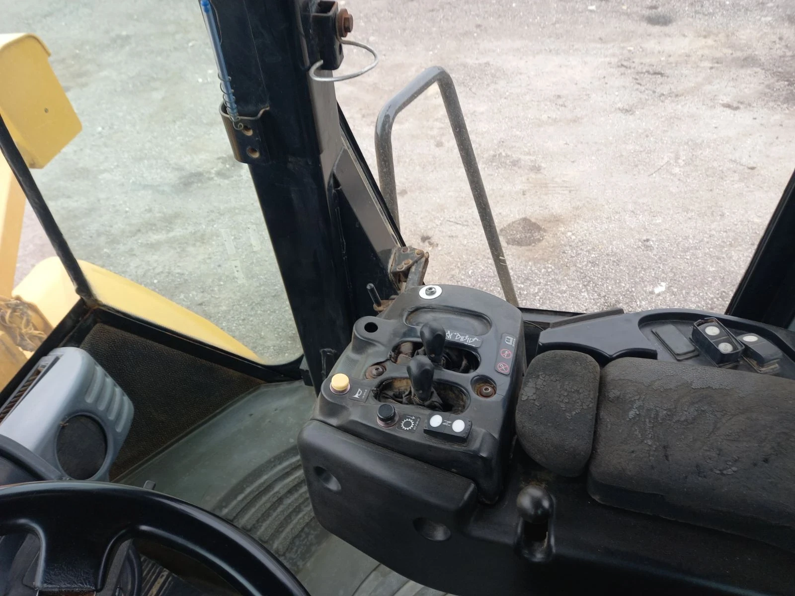   Cat 962G | Mobile.bg   6