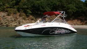 ����� �� �������� �� ����� Bombardier Sea Doo Sea Doo 230 Wake