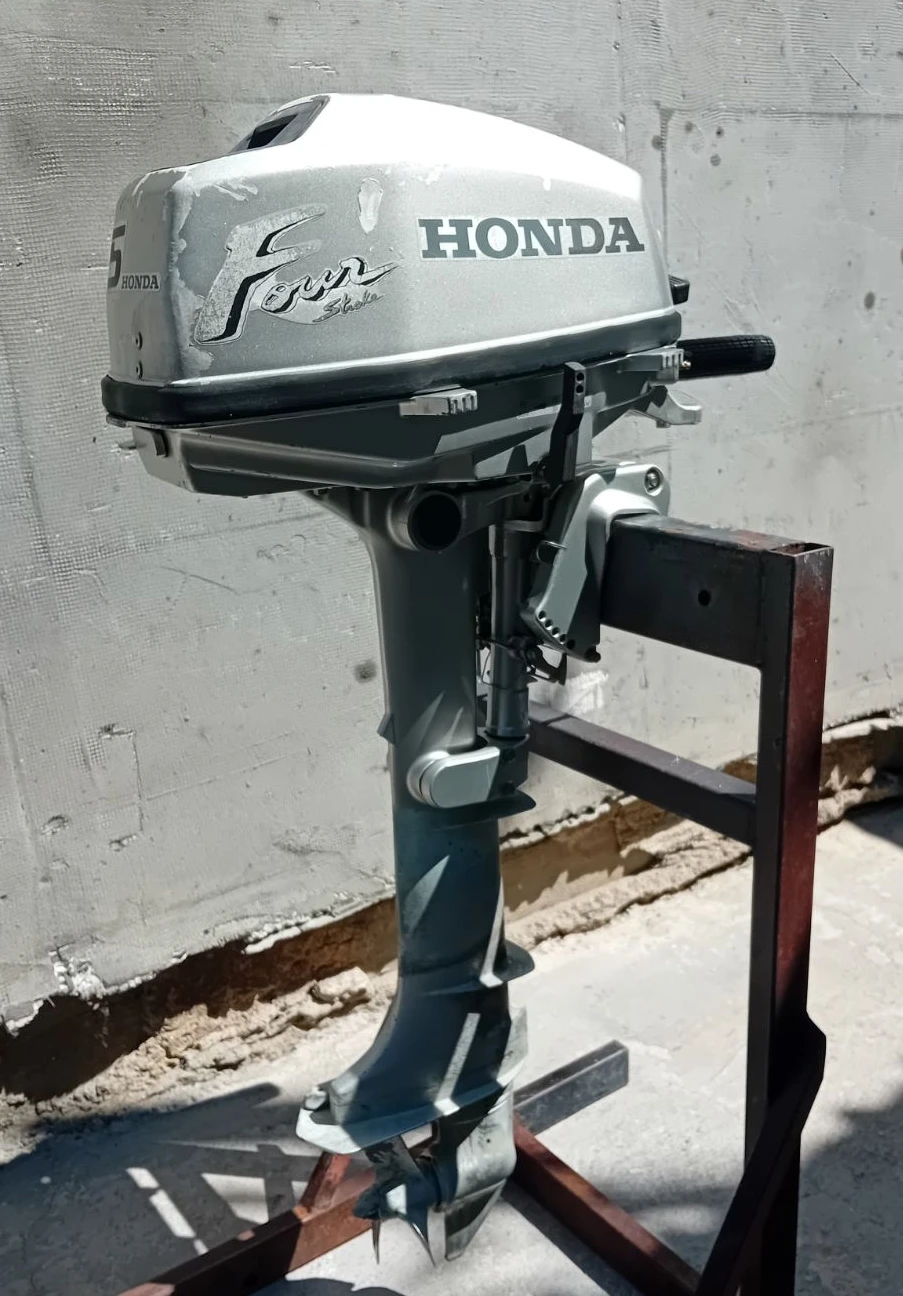 Извънбордов двигател Honda BF 5 L - изображение 3