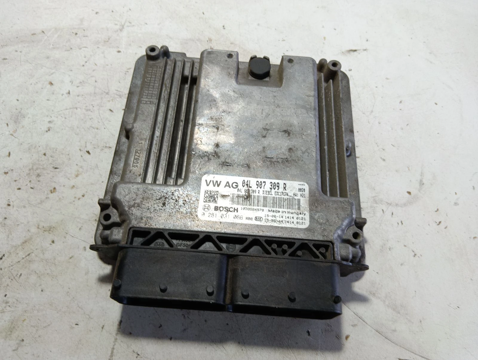 компютър 2.0 TDI 04L907309R  Skoda Octavia
