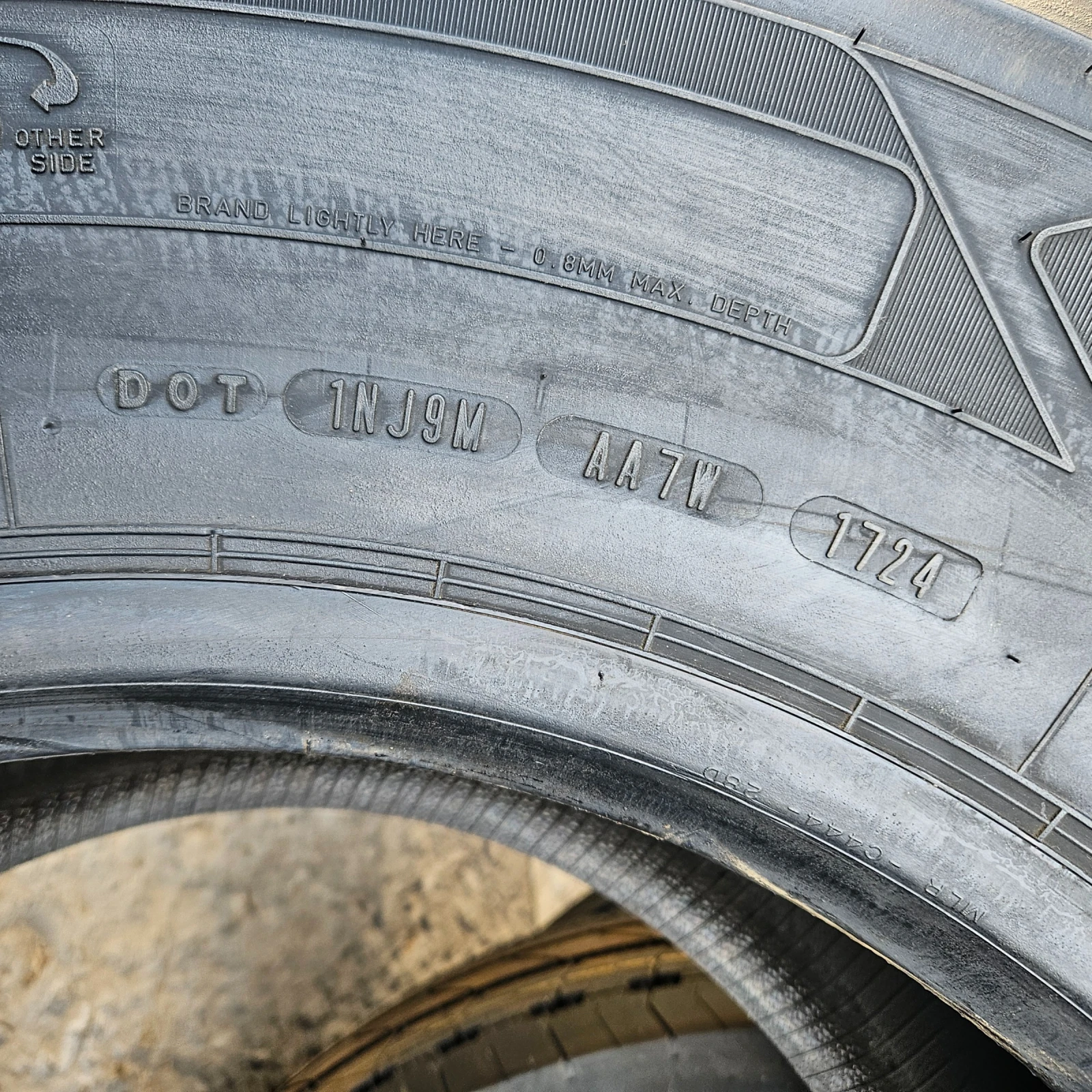 Гуми, снимка 13 - Гуми и джанти - 54126926