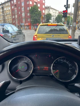 Peugeot 3008 1, 6 e-HDi 110 к.с., снимка 3
