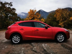 Mazda 3 2.0 skyaktiv - 22999 лв. / 11759.20 € - 57513572 4