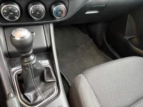 Toyota Corolla Седан, снимка 1