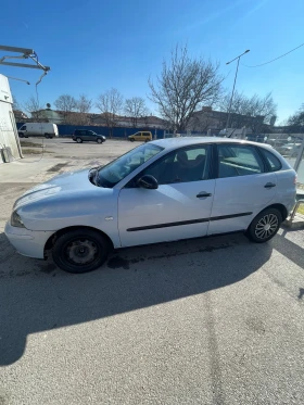 Seat Ibiza - 900 € / 1760.25 лв. - 44881947 7
