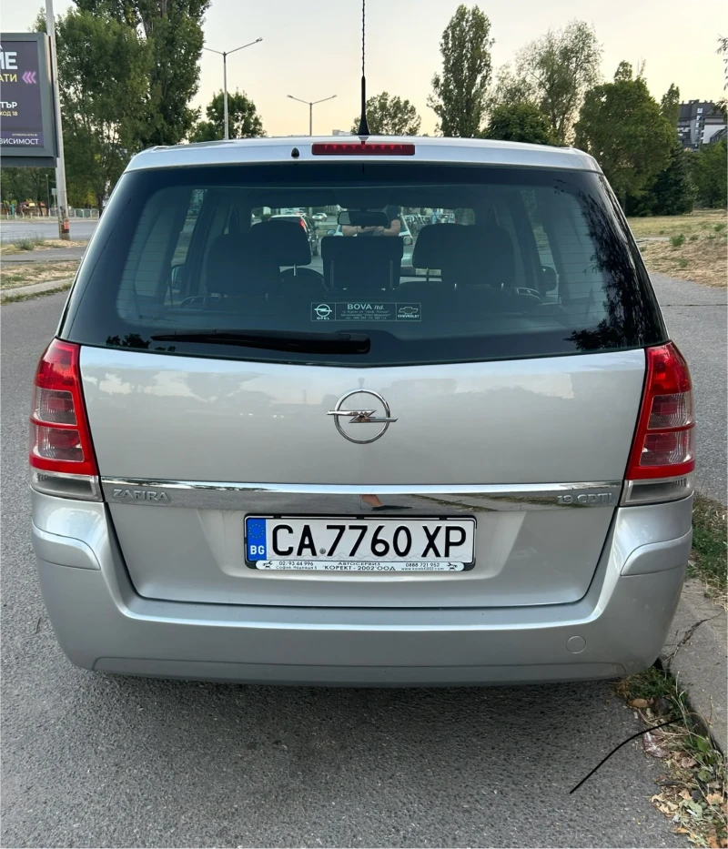 Opel Zafira, снимка 3 - Автомобили и джипове - 48381012