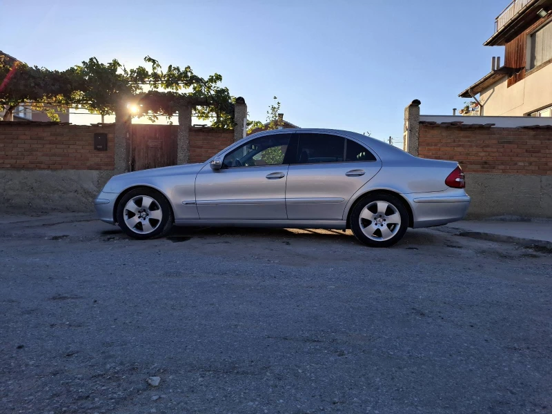 Mercedes-Benz E 270 2700, снимка 3 - Автомобили и джипове - 47606291