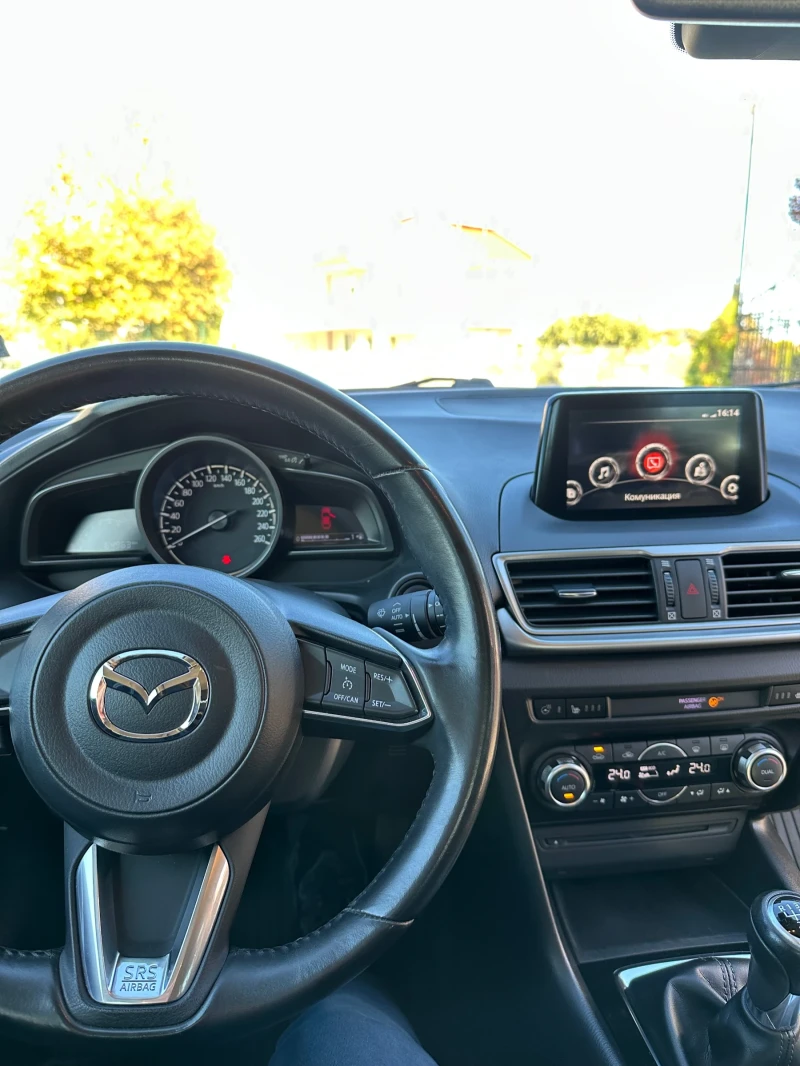 Mazda 3 Skyactiv, снимка 14 - Автомобили и джипове - 47707204