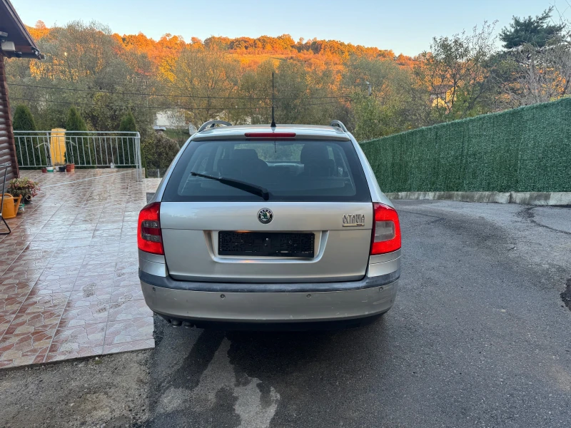 Skoda Octavia 2.0BKD, снимка 5 - Автомобили и джипове - 47840432