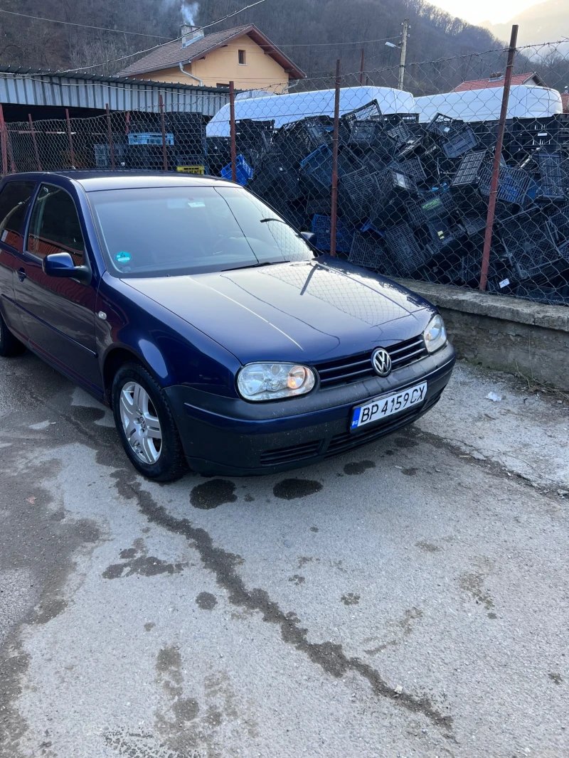 VW Golf, снимка 2 - Автомобили и джипове - 48029146