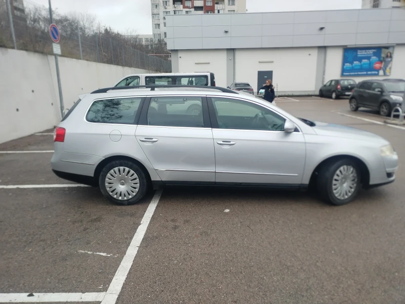 VW Passat, снимка 6 - Автомобили и джипове - 48518911