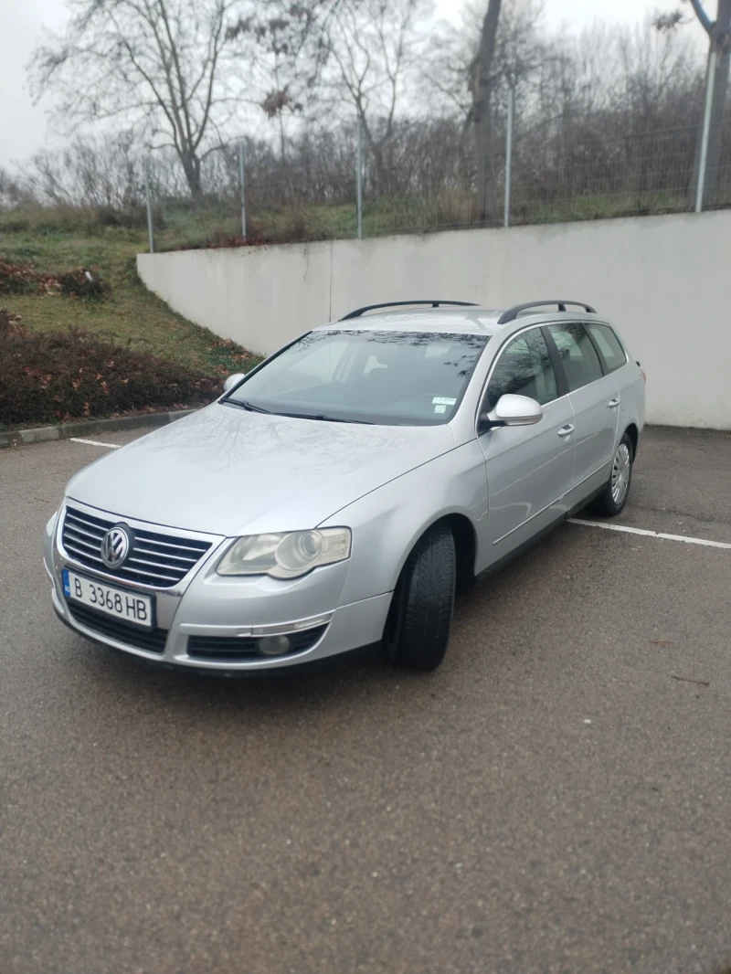 VW Passat, снимка 1 - Автомобили и джипове - 48518911