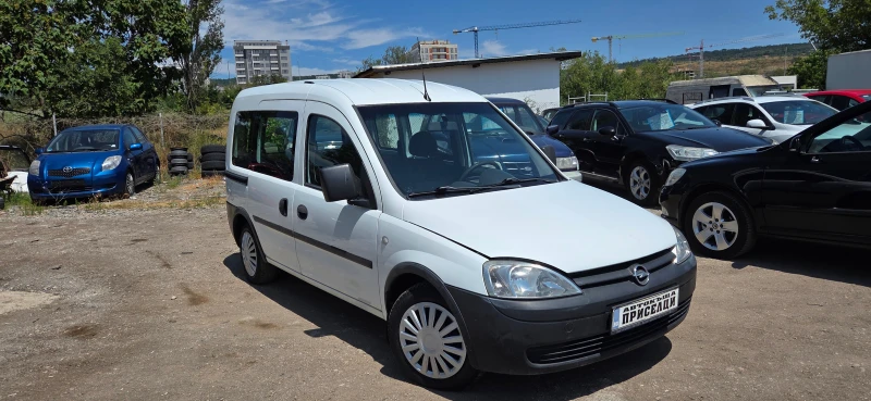 Opel Combo 1.3 MULTIJET, снимка 4 - Автомобили и джипове - 51064793