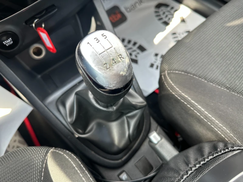 Renault Clio 1.5d 75 к.с., снимка 11 - Автомобили и джипове - 51383202