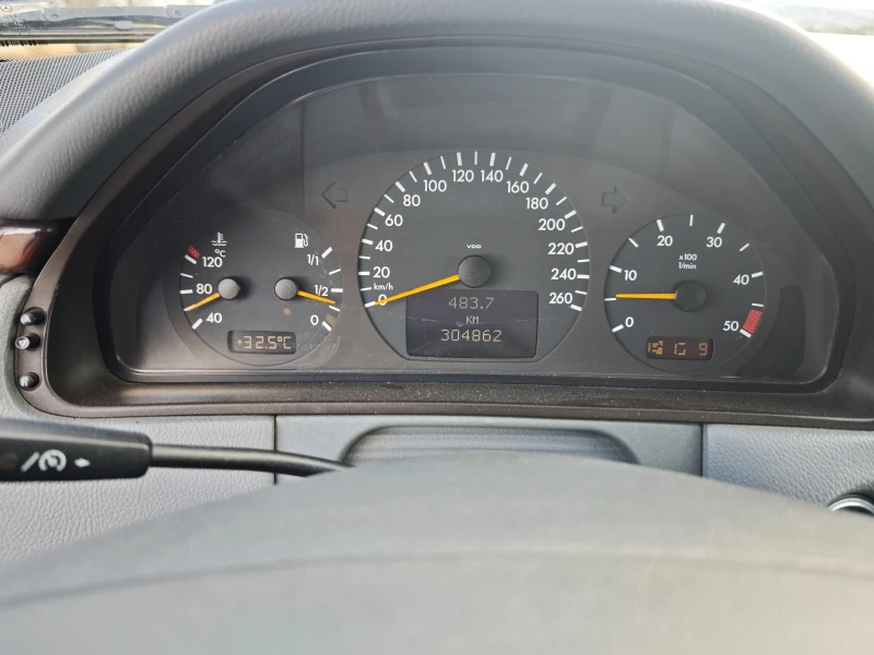 Mercedes-Benz E 270 CDI, снимка 8 - Автомобили и джипове - 51830786