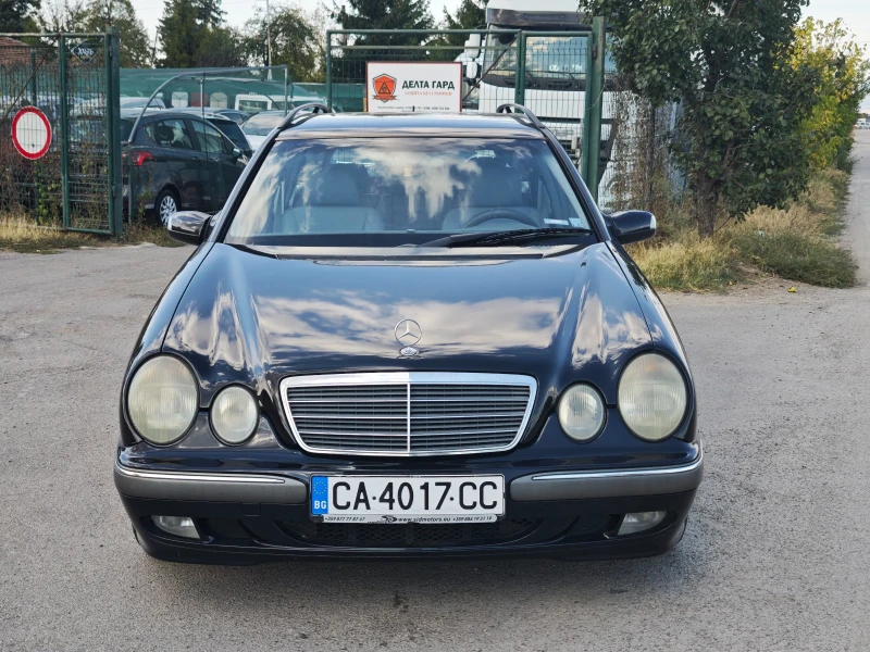 Mercedes-Benz E 270 CDI, снимка 2 - Автомобили и джипове - 51830786