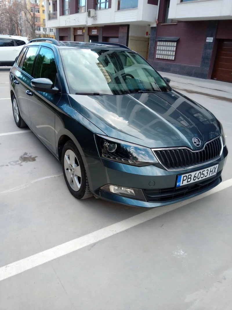 Skoda Fabia, снимка 17 - Автомобили и джипове - 52458911
