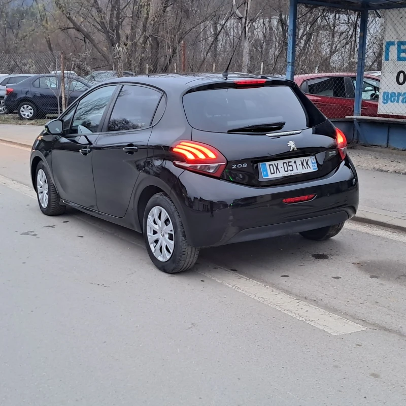 Peugeot 208  1.6 ehdi 92к.с.ЕВРО6, снимка 5 - Автомобили и джипове - 52885874