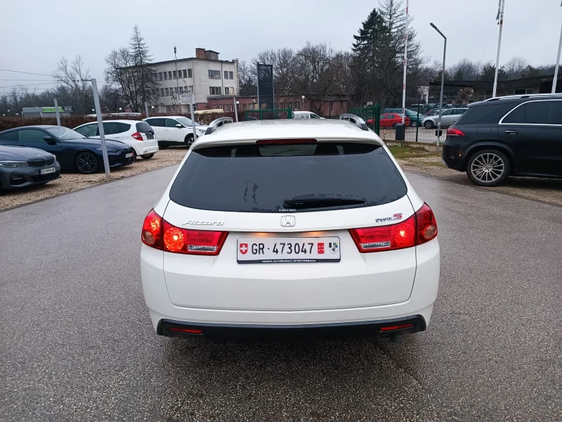 Honda Accord 2.2HDI-180кс-ШВЕЙЦАРИЯ-РЪЧКА-6ск-FACELIFT-TypeS, снимка 5 - Автомобили и джипове - 52996991