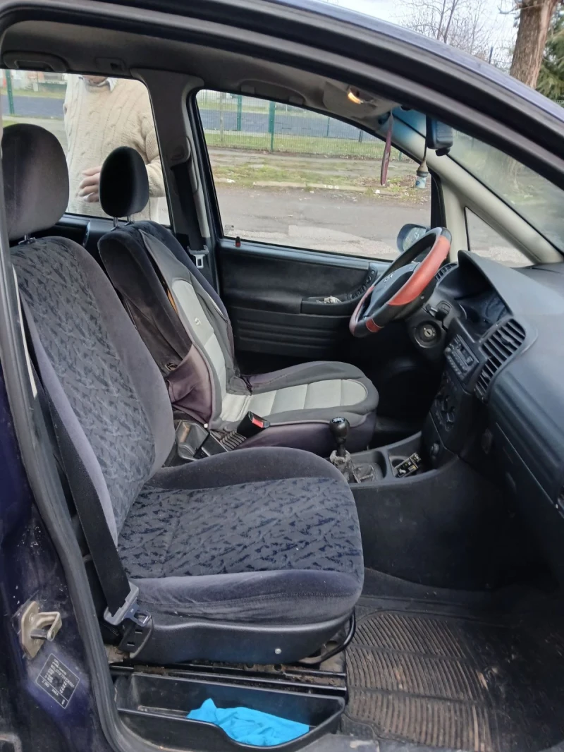 Opel Zafira, снимка 5 - Автомобили и джипове - 53234859