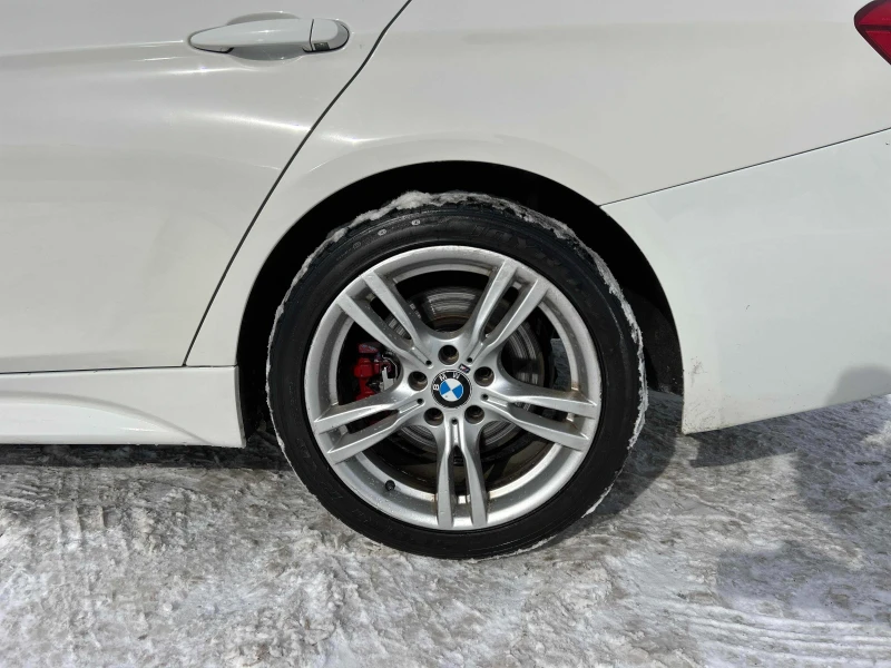 BMW 330 M PACK * * CARFAX * * АВТО КРЕДИТ * * , снимка 6 - Автомобили и джипове - 53502323