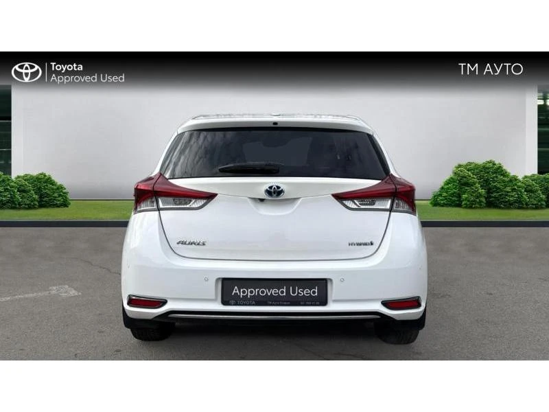 Toyota Auris 1.8 Hybrid CVT Luna - изображение 4