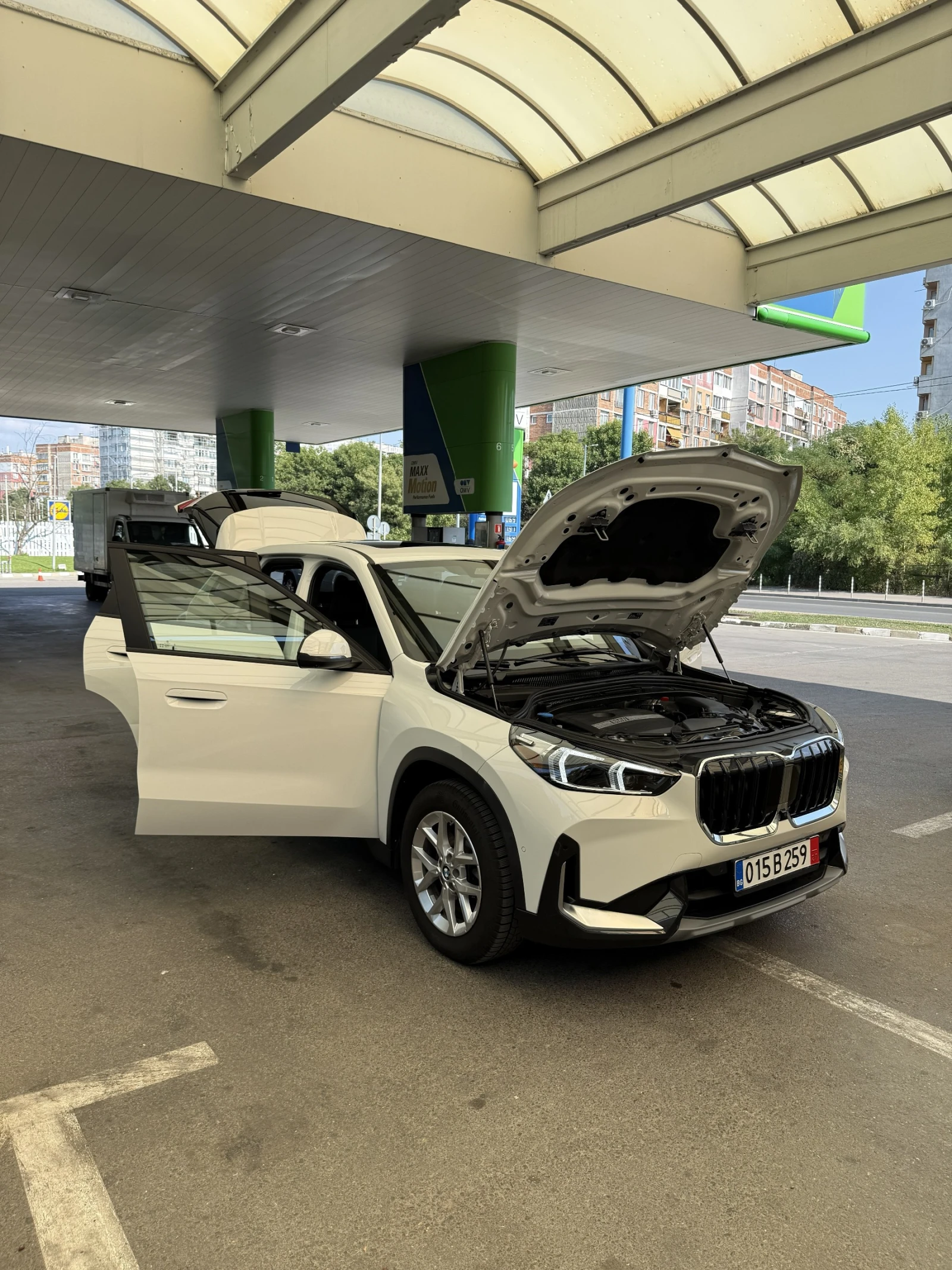 BMW X1 2.8 xdrive , снимка 15 - Автомобили и джипове - 36081429