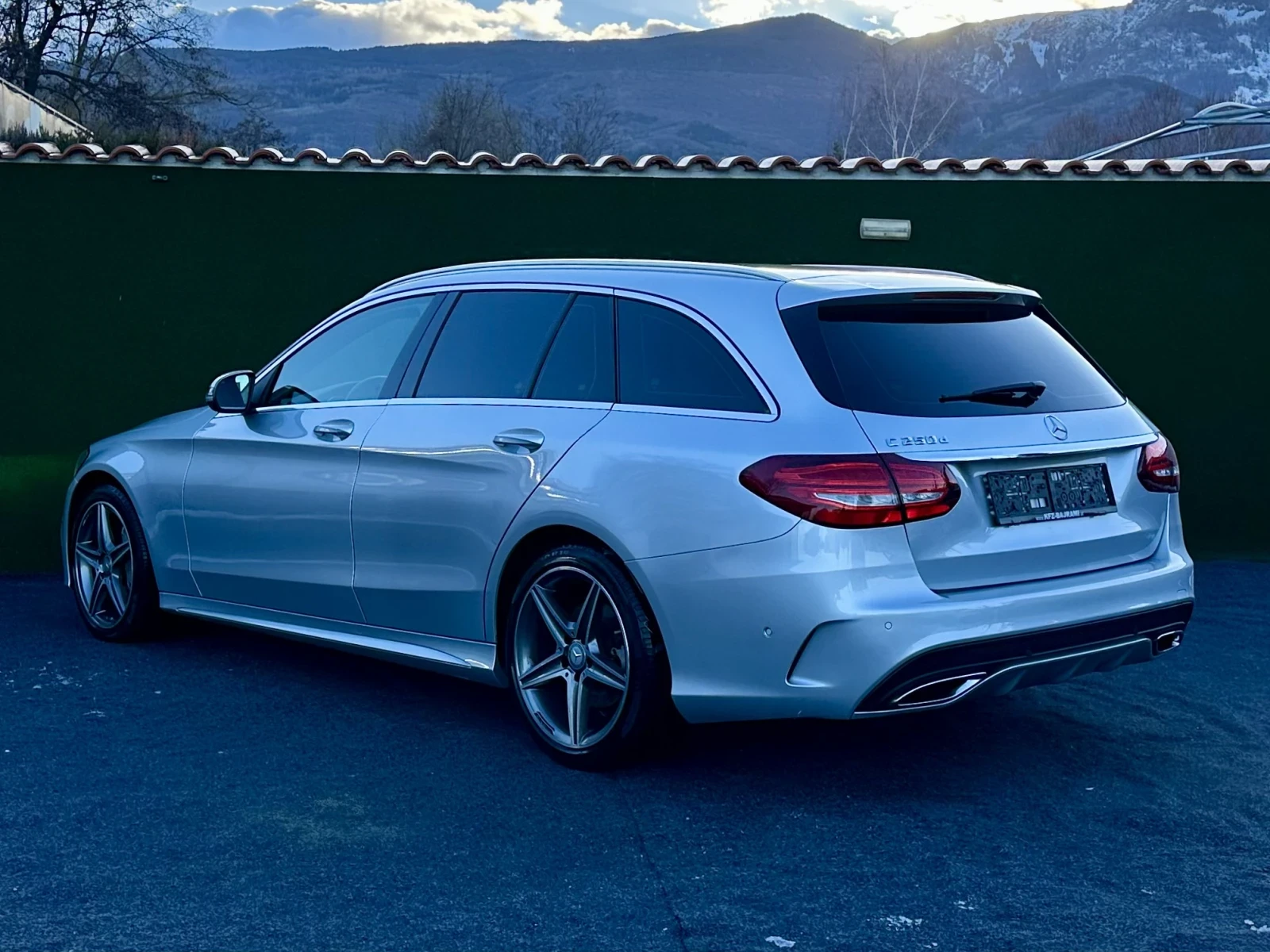 Mercedes-Benz C 250 4Matic AMG Burmester KeyLessGO ЛИЗИНГ - изображение 6