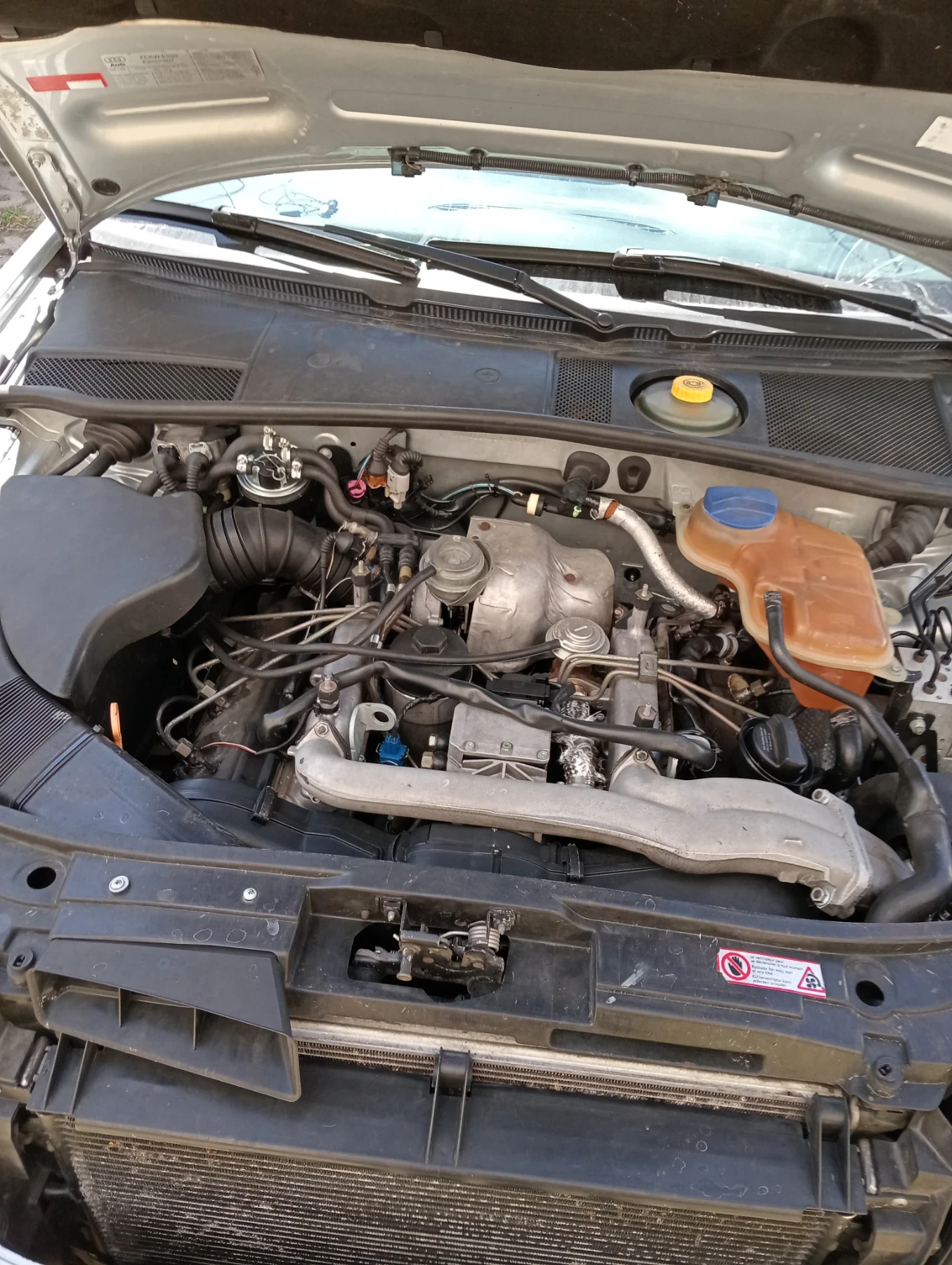Audi A6 2500 - изображение 8