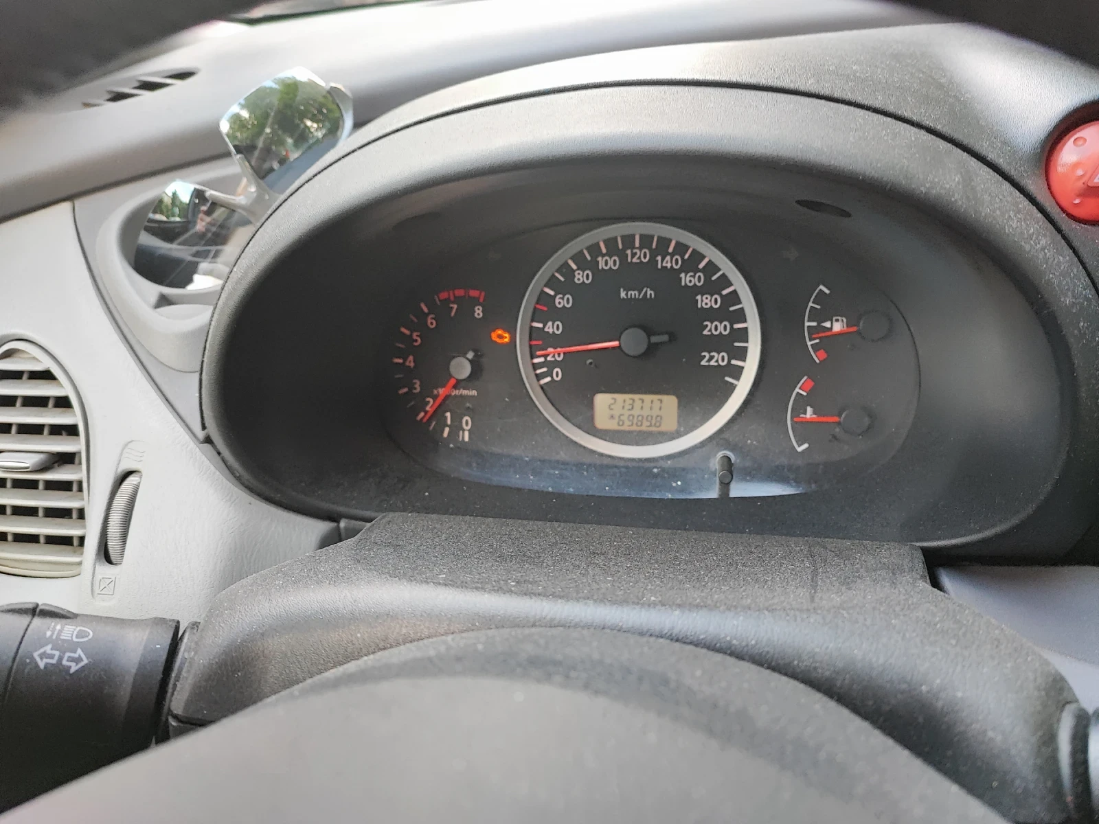 Nissan Almera tino  - изображение 8