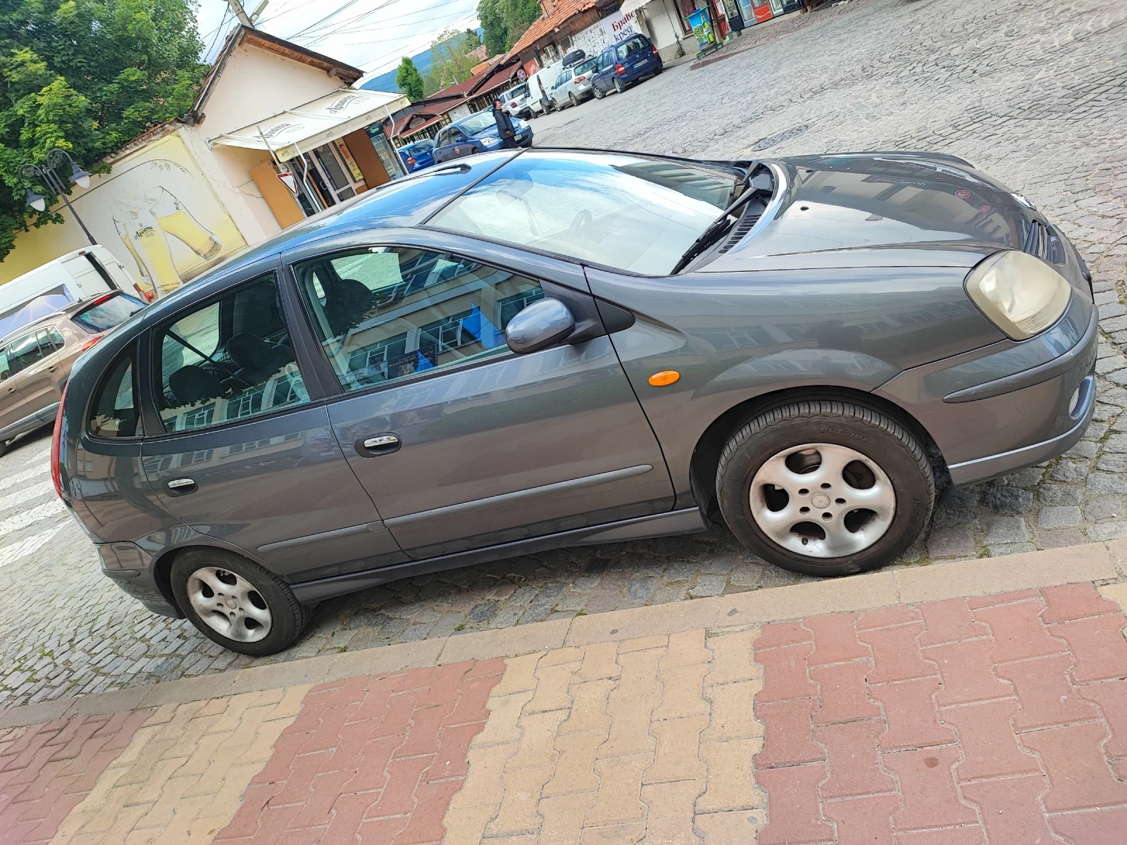 Nissan Almera tino  - изображение 2