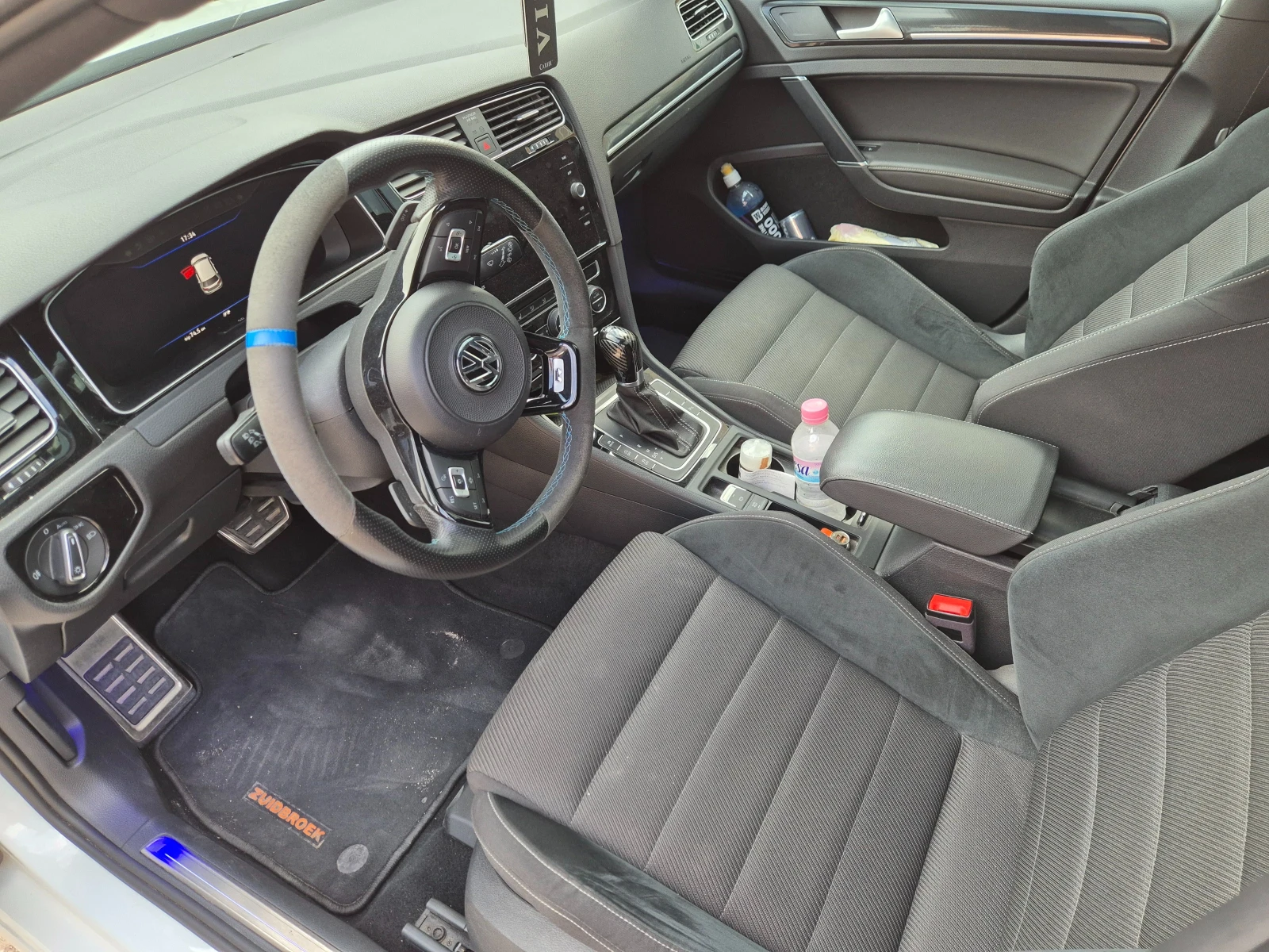 VW Golf GTI R SPORT - изображение 9